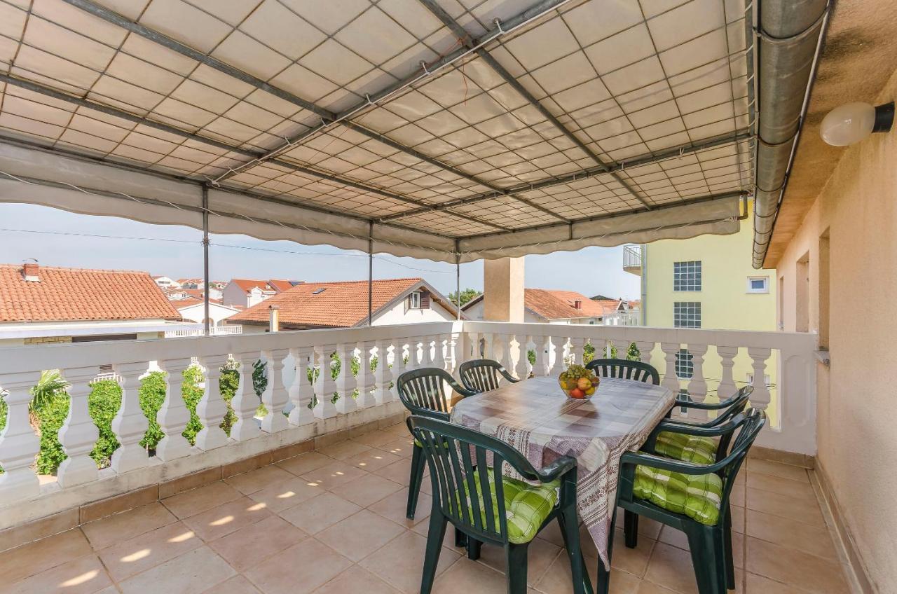 Apartments Mira I Vodice Exterior photo