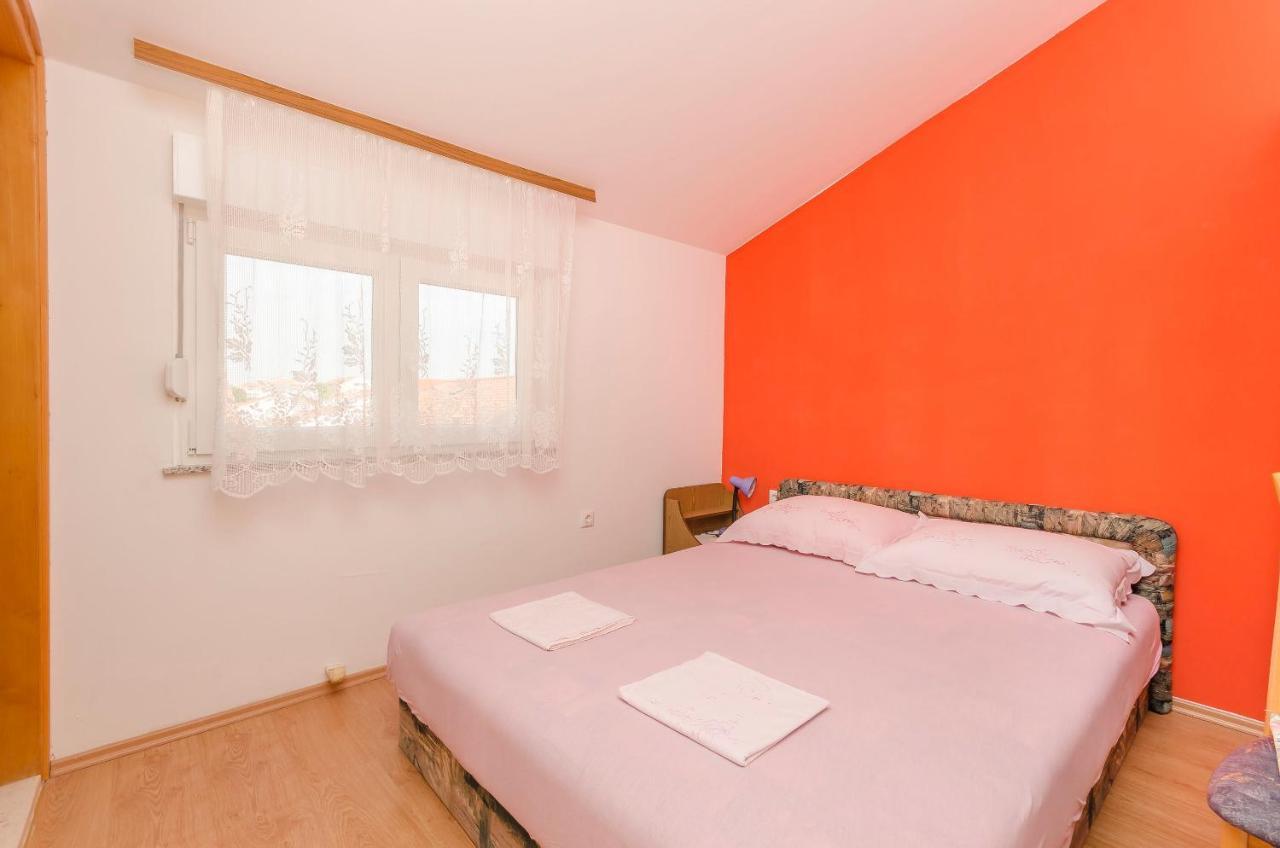 Apartments Mira I Vodice Exterior photo
