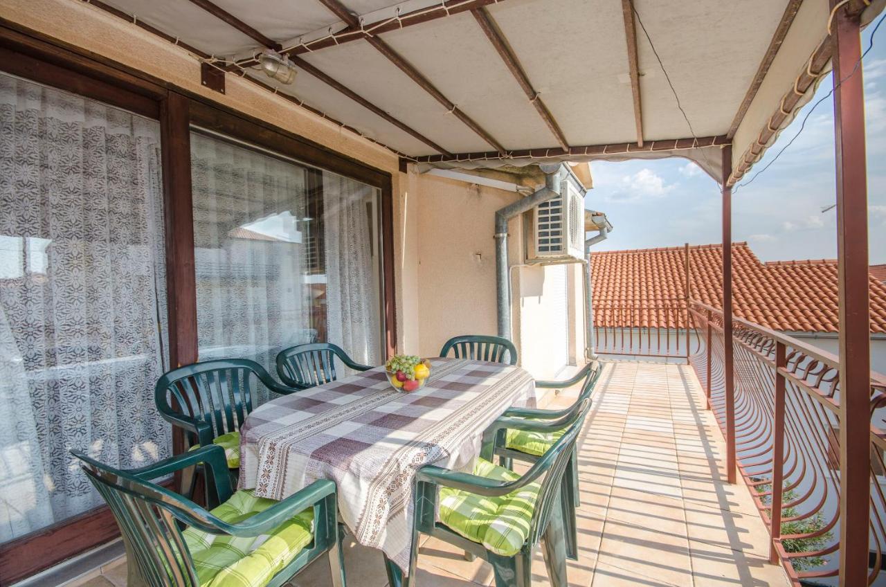 Apartments Mira I Vodice Exterior photo