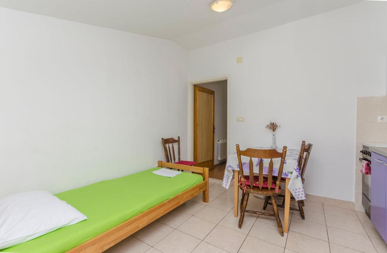 Apartments Mira I Vodice Exterior photo
